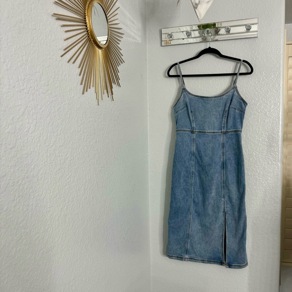 Steve Madden Blue Denim Midi Dress size 8 - Picture 4 of 10